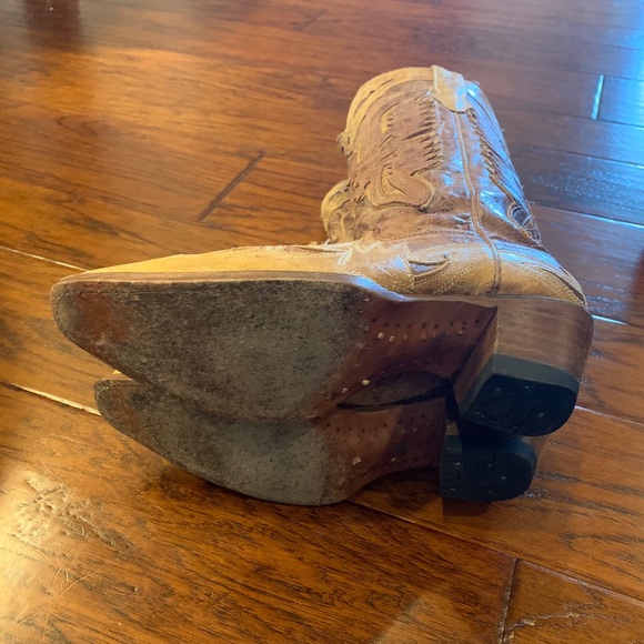 Corral Light Tan Snip Toe Cowboy Cowgirl Boots 7.5 Item # 112 - Picture 3 of 9